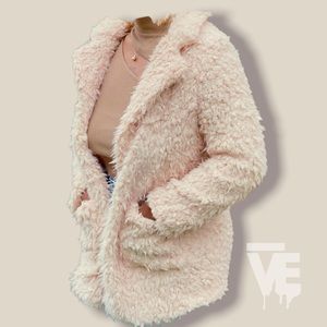 Baby Pink Fur Coat ✨Brand New Retail✨